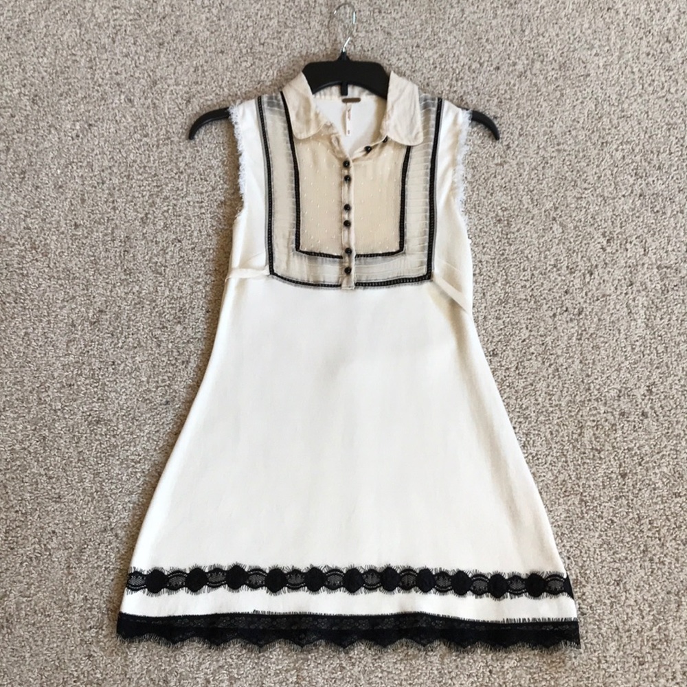NWT, Free People, Ivory & Black Apron Style Dress! - Picture 3 of 8